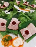 ポッサム(煮豚の野菜包み)