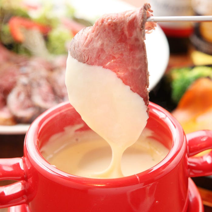 ウォルトンズ 神田店 肉とチーズのダイニングビアバーのチーズフォンデュ