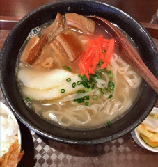 沖縄食堂 おいシーサー