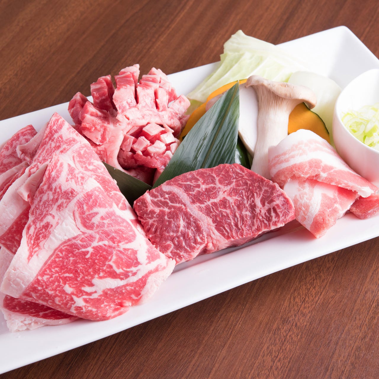 【肉の卸問屋直営店】高品質のお肉を食べ放題でご提供！