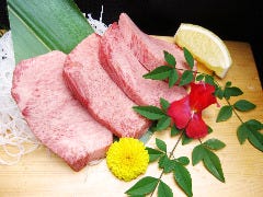 炭火焼肉 絵のある街 上野店 