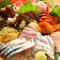 豊洲直送！その時期のいちばんおいしい魚をお刺身で味わえる