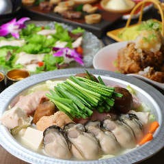 わら焼き小屋 居酒屋 た藁や～たわらや～ 天満店_忘年会/新年会に【鍋付き！清流コース】牡蠣とあん肝の痛風鍋など【全10品】2時間飲み放題付5000円