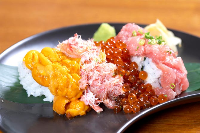 ゆったり掘りごたつで海鮮料理と沖縄料理が味わえる店 魚じん 那覇 居酒屋 ぐるなび