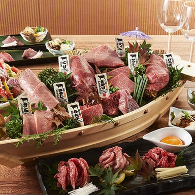 神戸牛焼肉&生タン料理 舌賛ZESSAN 大手町店_神戸牛舟盛りセット