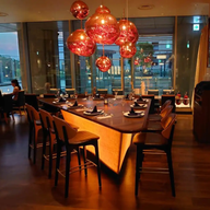 DIYA 東京ミッドタウン日比谷店_都会的なエッセンスを加えた進化形エスニック料理店で贅沢な貸切を(最大40名様)