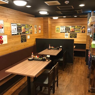 ステーキ ヒカル 松山店 店内の画像