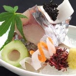 ［師崎］　天然　鯵お造り