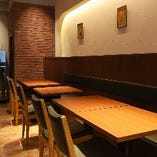 テーブル席（1～4名様×3卓）