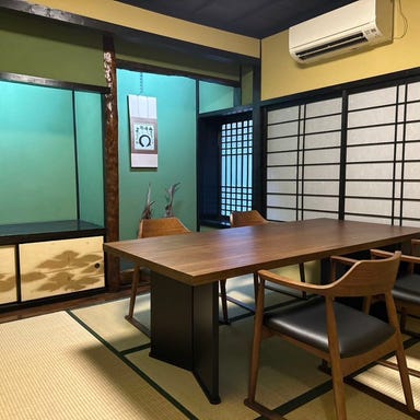 こうりん屋敷_【2階テーブル席/4名様~10名様】お寛ぎいただける個室