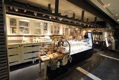 ラ・メゾン アンソレイユターブル ルミネ横浜店 