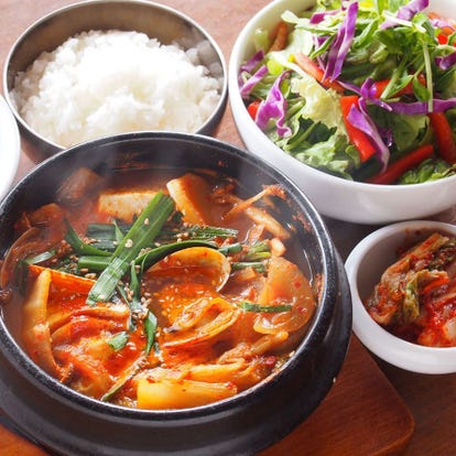 美味しいお店が見つかる 金山駅周辺の韓国料理でおすすめしたい人気のお店 ぐるなび