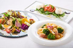 R1 TOKYO Bar＆Restaurant