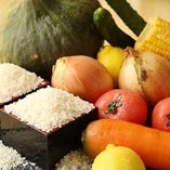 新鮮な栃木県産野菜と栃木県産米のコシヒカリを使用【栃木県】