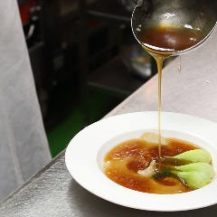 高級食材フカヒレも4048円～ 1人1枚付ご宴会コースもご用意