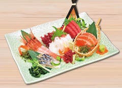 『お刺身盛合せ』 居酒屋の定番！お酒に合う料理をご用意！