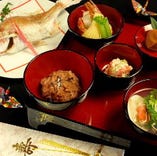 お子様のご成長を祝って。生後100日を迎えるお祝い、お食い初め