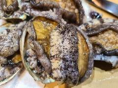 『あわびと特上フカヒレのコース』22,000円(税込)