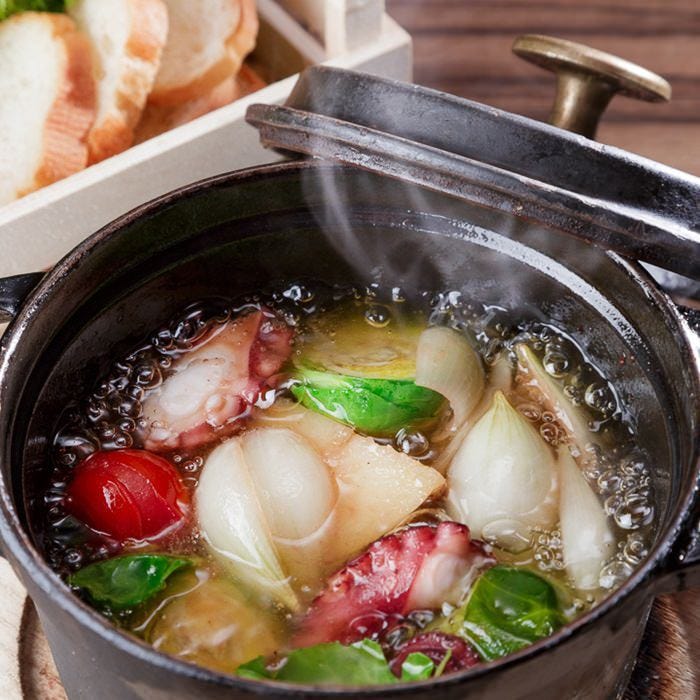 神戸創作料理と隠れ家個室 なきぼくろdining 三宮