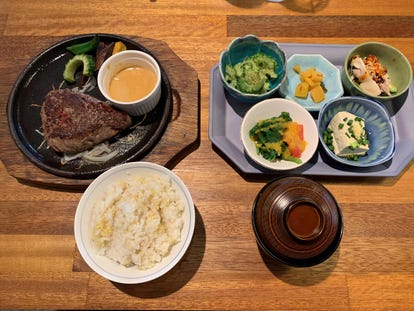 ランチならここ 石垣島の昼食 ご飯でおすすめしたい人気のお店 ぐるなび