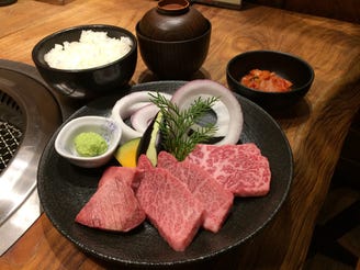 肉のとみい ランチメニュー ぐるなび 肉のとみい ランチメニュー ぐるなび