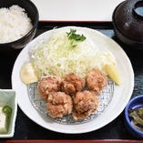 鶏の唐揚げ定食