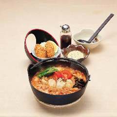 味の民芸 昭島中神店_広島産牡蠣の『麻辣鍋うどん』