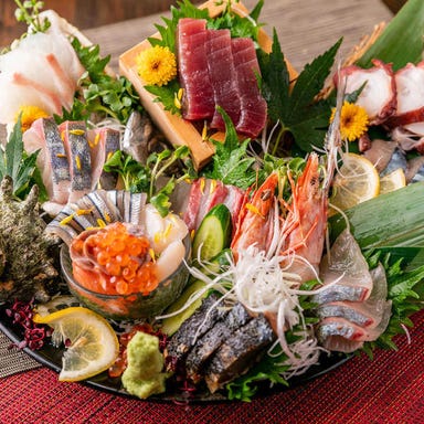 日本酒と肴 とつぼ 四ツ谷しんみち通り店_【看板メニュー】
とつぼ 鮮魚の盛り合わせ