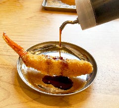 秘伝の自家製ソースは極旨！ たっぷりかけて召し上がれ♪