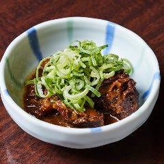 名物！どて焼き 柔らかく炊いた自家製の逸品