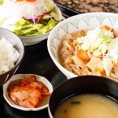 ドライブインたかや 食堂 焼肉 ラーメン