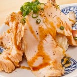 低温調理でじっくり仕上げた柔らかな鶏肉使用｢ポテサラ鶏チャ…