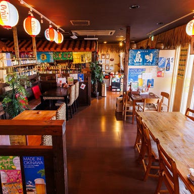 沖縄食堂 シーサーズ  店内の画像