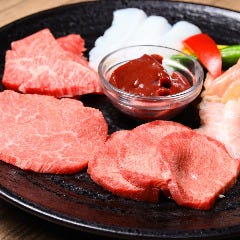 人気メニュー7点盛り