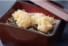謝恩懐石 8,000円（税込8,800円）