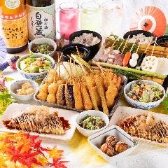 《食べ放題》　串かつ・どて焼き 名代　鶴亀家　大阪新世界店 