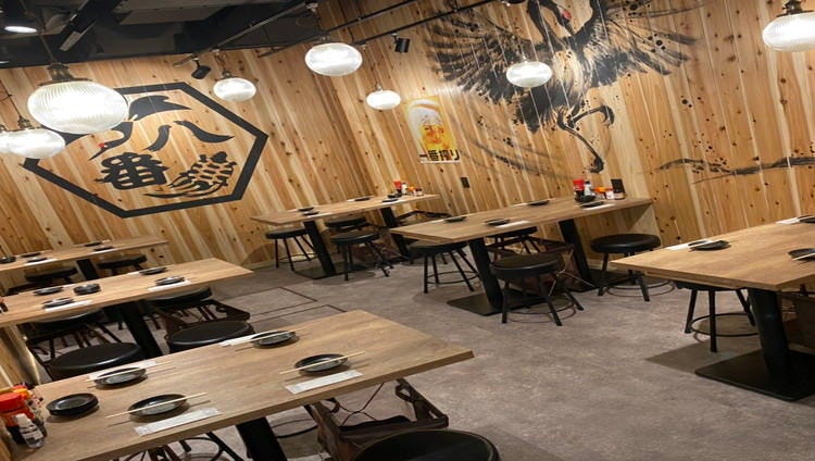 鶴亀八番 池袋店