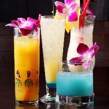 トロピカルカクテルなどハワイを感じるドリンクも多数！