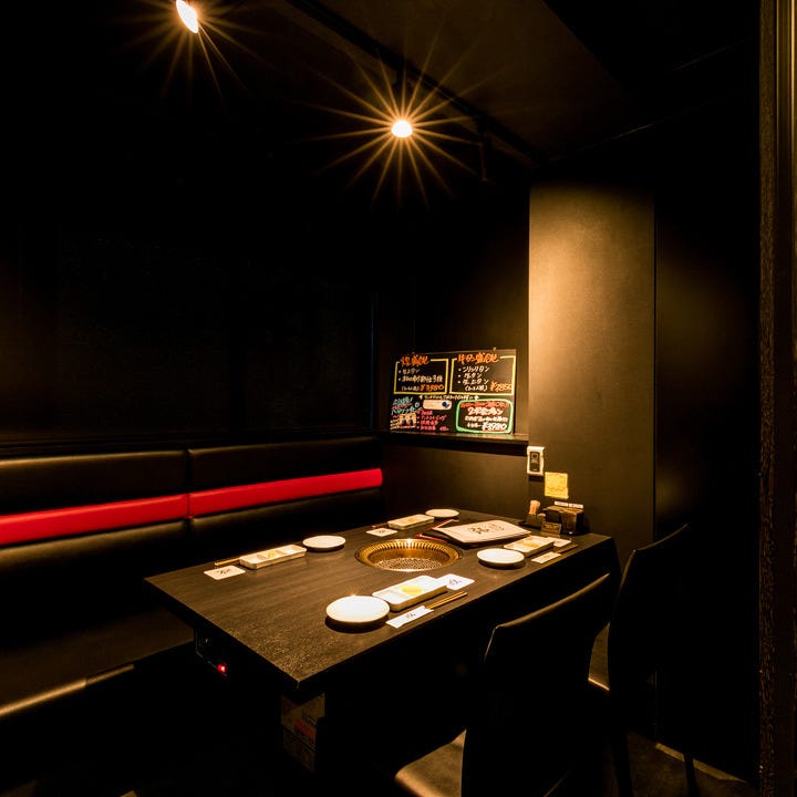 和牛焼肉ダイニング 煌 きらめきのテーブル席