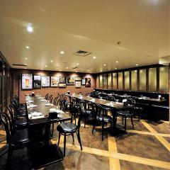 オールドステーション 東京店（THE OLD STATION）_【30名様からフロア貸切パーティー】
レイアウトはお客様のご希望に応じてご用意させて頂きます。お気軽にご相談下さい。