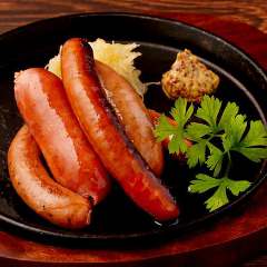 オールドステーション 東京店（THE OLD STATION）_ソーセージの盛り合わせ