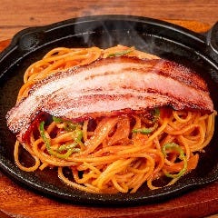 オールドステーション 東京店（THE OLD STATION）_鉄板ベーコンナポリタンスパゲッティー