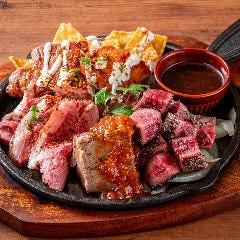 グリルコンボ4種盛り ステーキとグリルメニューの盛り合わせ THE OLD STATION Tokyo_グリルコンボ4種盛り ステーキとグリルメニューの盛り合わせ