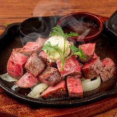 オールドステーション 東京店（THE OLD STATION）_名物の和牛ステーキは凝縮感のある旨味を堪能できます♪