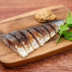 炙り〆さばのスモーク THE OLD STATION Tokyo_炙り〆さばのスモーク