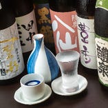 日本酒は利き酒師の料理長が厳選。季節の逸品と合わせてどうぞ