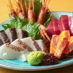 魚と肴と酒処 八仙_【当日予約OK（金曜は前日まで）】120分飲み放題付！料理人が作る季節の料理を味わう『海鮮八仙コース』
