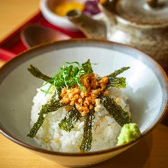 魚と肴と酒処 八仙_〆はサラサラッと お茶漬け（梅・酒・ワサビ）