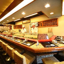 創業100年の老舗寿司店