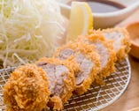 沖縄県産豚肉を使用した
こだわりヒレかつ・・・573円（税抜）